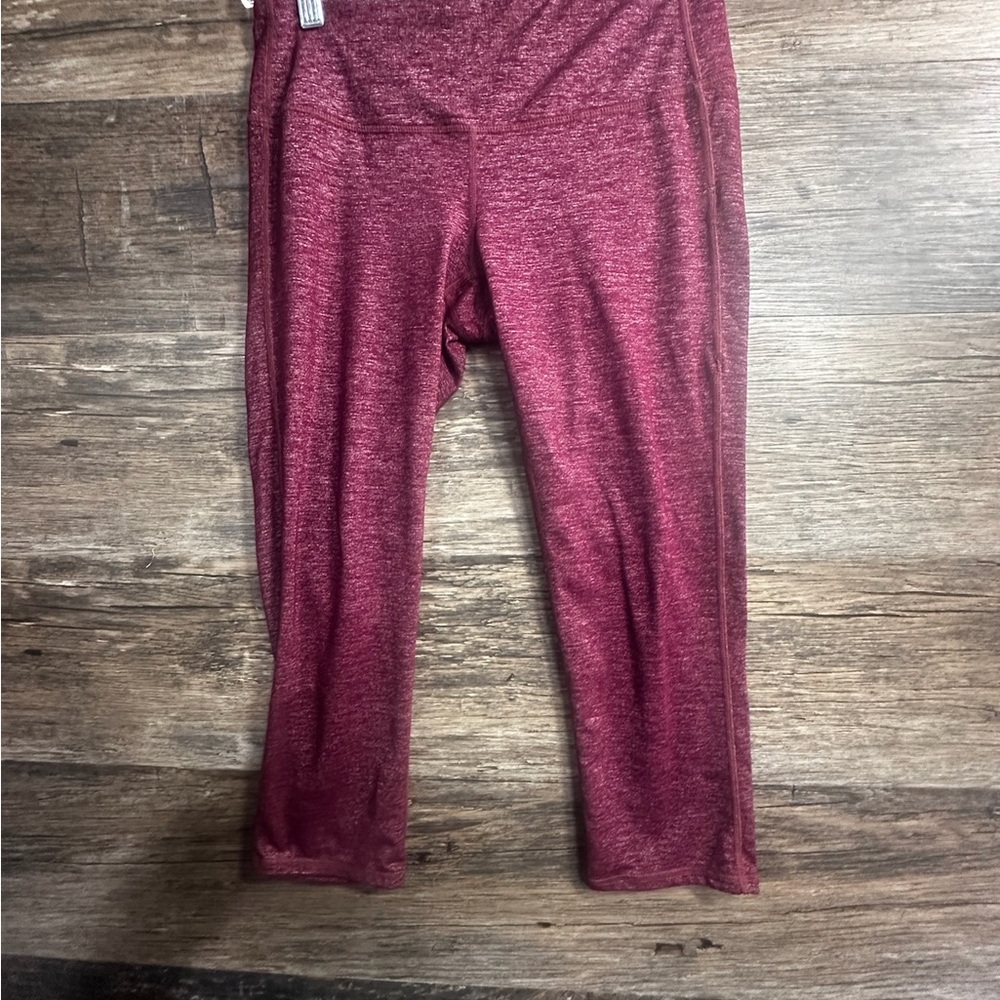 Athleta Red Capri Leggings Streamlined Performance Fit